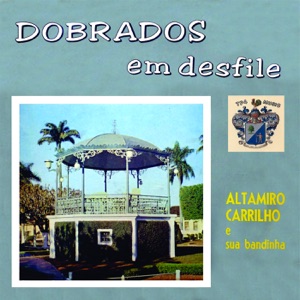 Hoes van Dobrados em Desfile