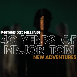 Hoes van 40 Years of Major Tom - New Adventures