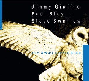 Hoes van Fly Away Little Bird