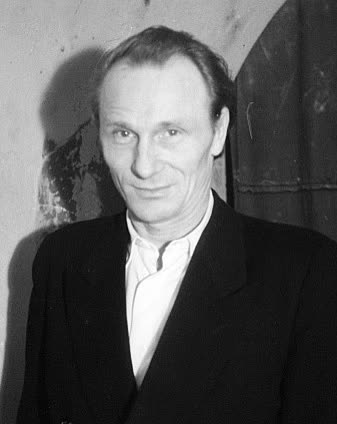 Ernst Busch