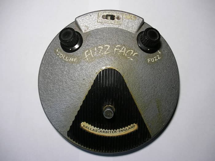 Fuzz pedal